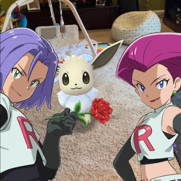 Meet your Posher, Emily - Picture 1 of 1